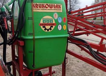 Opryskiwacz krukowiak 400 litry 12 metry