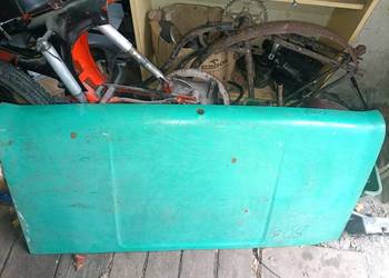 Klapa bagażnika duży fiat 125p otwór na zamek