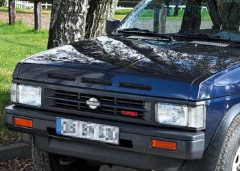Nissan Terrano 1 zderzak przód przedni 1985 1991 1992 -nissan  pick up