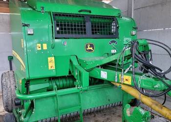 Prasa rolująca JOHN DEERE 623