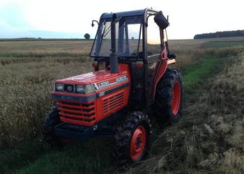 Kubota L3250 4x4 40KM sadowniczy