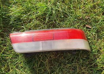 Lampa tylna prawa Suzuki Swift III 96-03 uszkodzona
