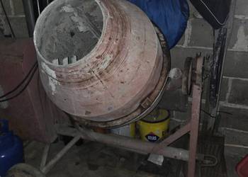 Betoniarka 150/200L