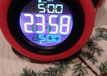 Podświetlany budzik Gotie. EU NEON