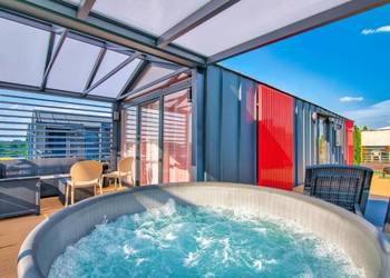Domek z prywatnym jacuzzi - Boże Ciało - 100m od Energylandii!