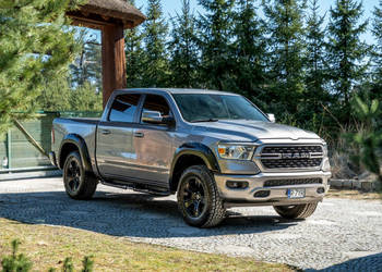 RAM 1500 Dodge RAM 1500 / HEMI 5.7 V8 / E-TORQUE / 2022r Przebieg 1600km F…