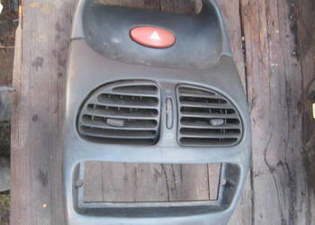 Dekor Kratki nawiewów ramka wyświetlacza radia panelu nawiewów Peugeot 206