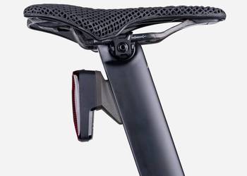 Uchwyt radaru do sztycy Canyon Aeroad Gen 4 - Wahoo Trackr (pozycja gorna)