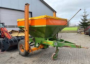 Rozsiewacz wapna nawozów Amazone siewnik siewka