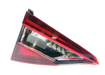LAMPA TYŁ W KLAPĘ LEWA KOMBI EUROPA  3V9945307F Skoda Superb III