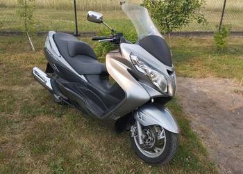 Suzuki Burgman 400