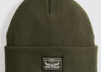 Zimowa czapka z naszywką Levi's® w kolorze oliwkowym, nowa