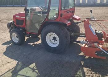 Zakładanie trawników Niwelacje terenu
