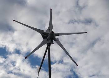 Elektrownia wiatrowa Ista Breeze 2kw 48v falownik