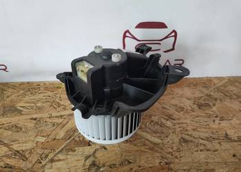 Wentylator Dmuchawa Nawiewu Opel Corsa E 13335075