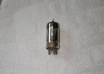 Lampa elektronowa: EF82