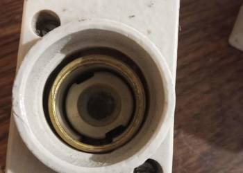 Gniazda porcelaanowe bezpiecznikowe 2 sztuki