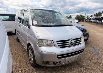 VOLKSWAGEN Transporter 2.5 TDi 174 Multivan United AB836