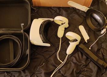 Gogle VR Oculus Quest 2 128GB z multum dodatków/akcesorii
