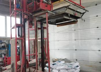 Paletyzator do układania worków na palecie kory ziemi paszy peletu ekogrosz