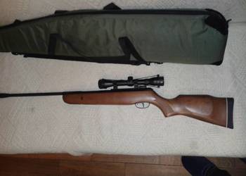 Wiatrówka Hunter 890 z lunetą Gamo