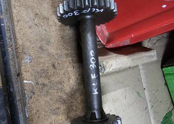 Kawasaki klf 300 2 x 4 wałek wstecznego pośredni skrzynia biegów klf300