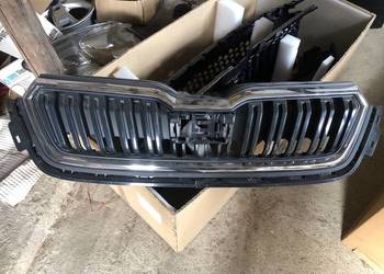 SKODA KAMIQ GRIL ATRAPA PRZÓD 658853653A