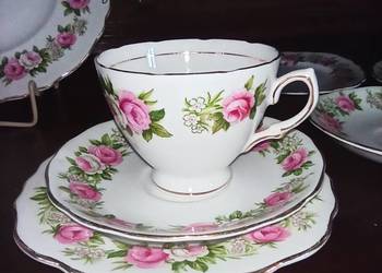 Filiżanka z talerzykiem Colclough. Made in England Filiżanka z talerzykiem Colclough. Made in England