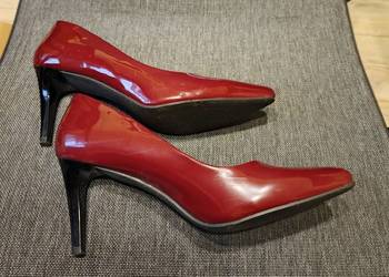 Buty damskie lakierowane