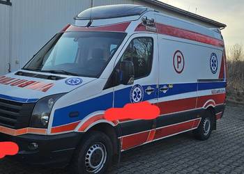 Ambulans karetka Volkswagen  Crafter przejscie Auto form