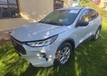Ford escape  kuga 2025 rok 1.5