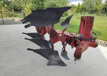 Pług 3 skibowy obrotowy