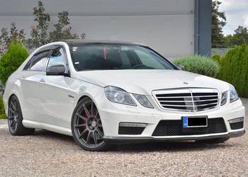 MERCEDES-BENZ W212 E63 PERFORMANCE JAPONIA