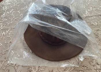 Kapelusz skórzany Minnetonka nie noszony. Pamiątka. Rozm medium