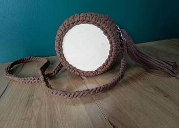 Torebka okrągła na szydełku w stylu boho