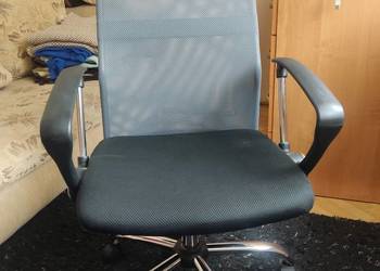 Fotel obrotowy czarno-szary