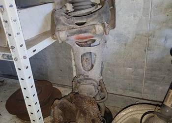 Peugeot 407 1.6 HDi 2.0 HDi zwrotnica zawieszenie