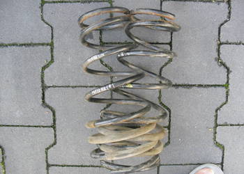 HIUNDAI COUPE 98-01r, - SPRĘŻYNY PRZÓD , PRZEDNIE  -  2 szt.