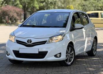 Toyota Yaris Salon Polska navi kamera cofania
