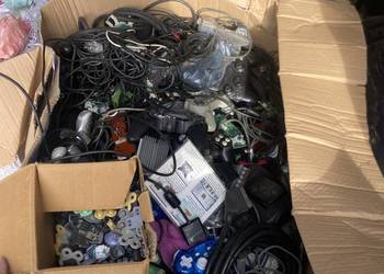 Pady w częściach gitary itd