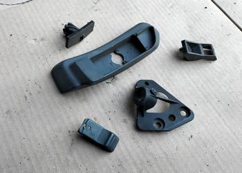 PEUGEOT 306 osłona zaślepka uchwyt drzwi lewy przód