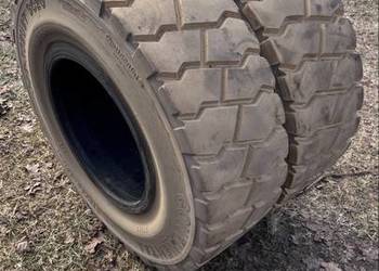 Opony pełne 300-15 (315/70-15) Continental SC20 SIT - 2 sztuki za 1500zł