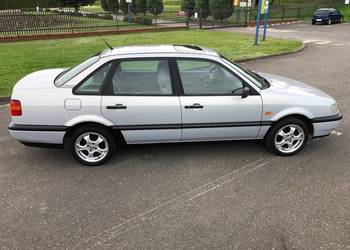 Volkswagen Passat B4 1.8 Benzyna sedan