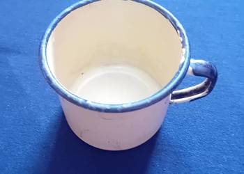 Kubek emaliowany Silesia Rybnik, sygnowany. Poj. 350 ml. PRL.