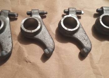 Dźwigienki zaworowe  Fiat 126p ( Maluch )