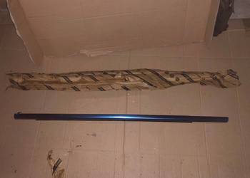 Jeep Cherokee listwa zgarniająca drzwi tył  68142974AD