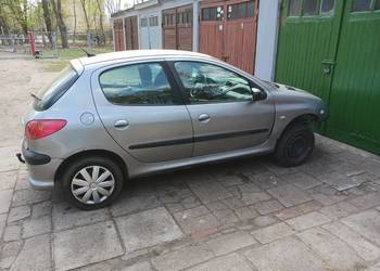 206 cały bez silnika I skrzyni na umowę za darmo