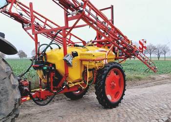 Opryskiwacz Unia Pilmet 1600l 21/18/15m 5 sekcji Skrętny Hydraulika