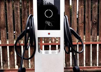 Słupek do ładowania elektryków 44kW