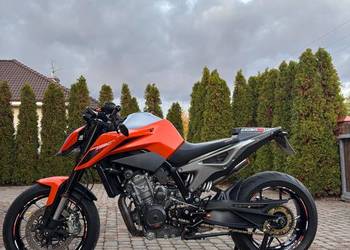 KTM DUKE 790